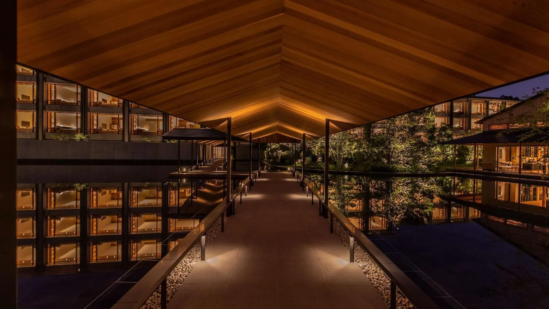 Roku Kyoto, Lxr Hotels & Resorts  Kyoto